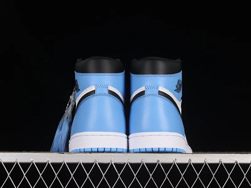 All categories Air Jordan Jordan series basketball shoes Air Jordan 1 High X version Air Jordan 1 High OG "UNC Toe" AJ1 Joe 1 black and blue toe DZ5485-400
